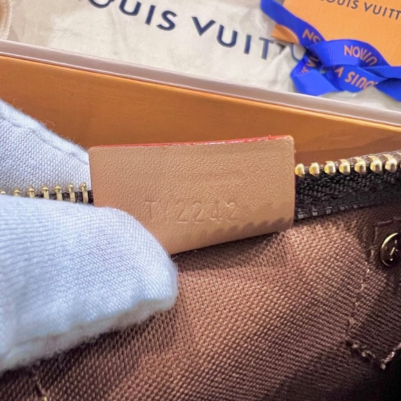 Louis Vuitton Nano Speedy Brown Monogram Canvas - Picture 2 of 15